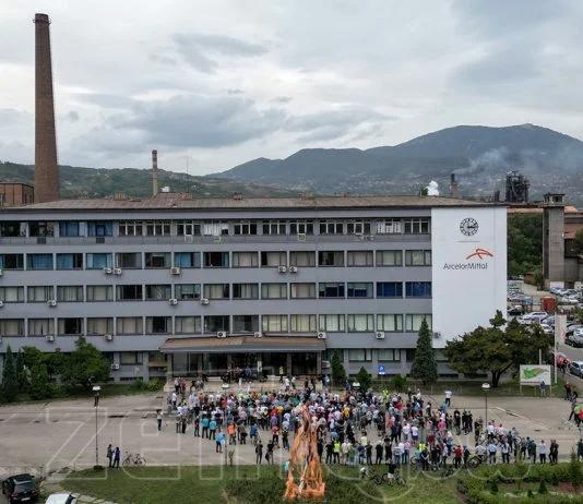 Protest Radnika ArcelorMittala Zenica Ispred Glavne Direkcije