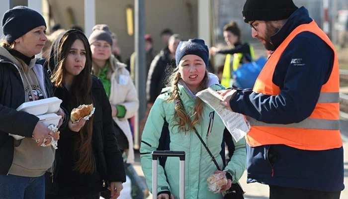 Ukrajinske Izbjeglice Poljska Hina