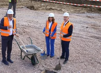Gradonačelnik Zenice i direktorica “Doma zdravlja” polaganjem kamena temeljca ozvaničili početak gradnje nove zgrade Službe hitne medicinske pomoći (FOTO) Hitna Pomoć Zenica Kamen Temeljac