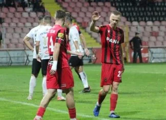 Sinoć debitovao u derbiju za prvi tim, a danas predvodio juniore NK Čelik do nove pobjede Hodžić