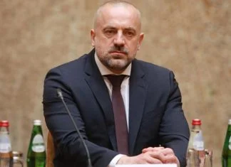 Milan Radoičić pušten iz pritvora, oduzet mu pasoš i zabranjen ulazak na Kosovo Milan Radoičić