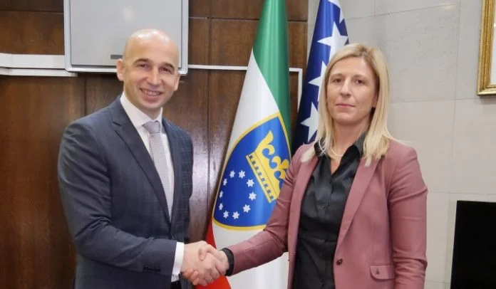 Nezir Pivić I Amra Mehmedić