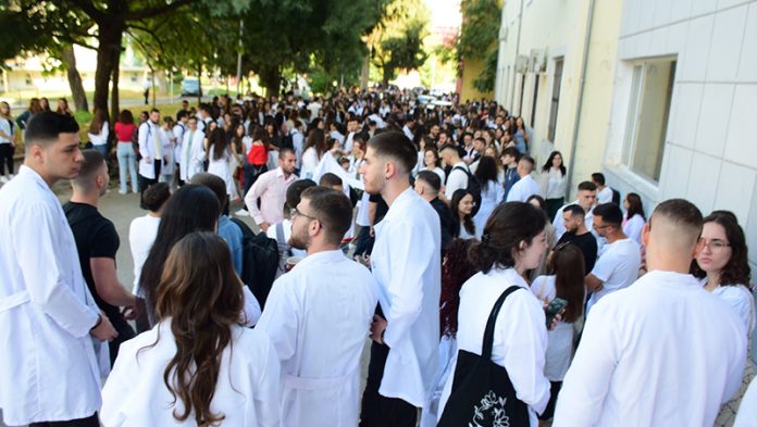 Protest Studenata Medicine U Albaniji AA