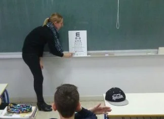 Svaki deseti osnovac u Zeničko-dobojskom kantonu ima problema sa vidom Testiranje Vida U Djece