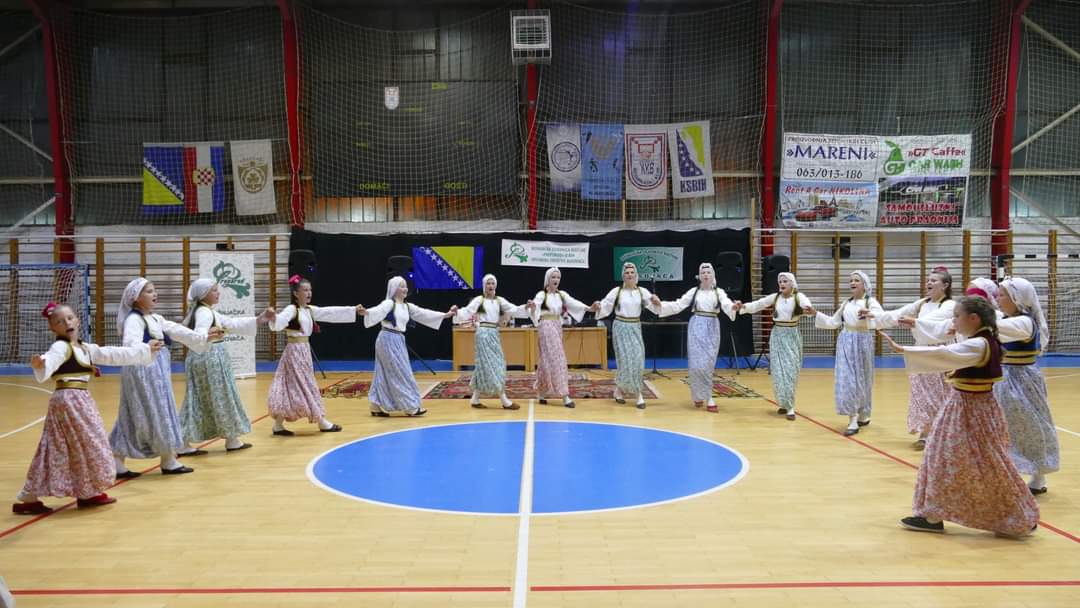 Tradicionalni 16. Festival dječijeg folklornog stvaralaštva u Zenici
