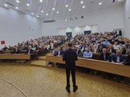 Predavanje Na Medicinskom Fakultetu U Zenici