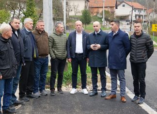 Premijer Pivić I Ministar Šabani Posjetili Gradilišta Na Dionicama Regionalnih Cesta U Babinoj Rijeci I Čajdrašu