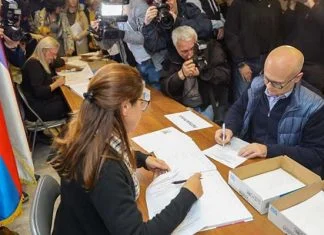 U Srbiji počela predaja izbornih lista za prijevremene parlamentarne izbore Srbija Predaja Listi Za Izbore