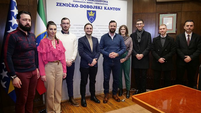 Ministar Mirza Mušija Ugostio Dobitnike Nagrada Rektora Univerziteta U Zenici Foto