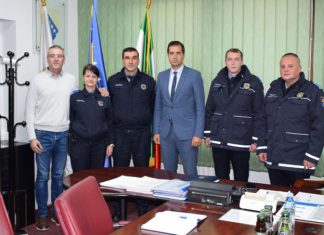 Ministar Unutrasnjih Poslova ZDK Emir Vraco I Policijski Komesar Admir Gazic Uprilicili