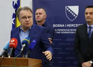 Nikšić: Vlasnici ArcelorMittala se trebaju odreći dijela dobiti u korist radnika koji im je donose Nermin Niksic ArcelorMittal Sastanak