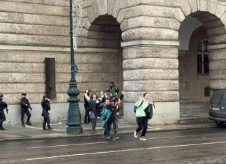 Pucnjava na univerzitetu u Pragu, napadač eliminisan Prag Pucnjava