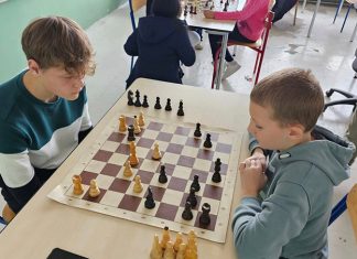 Održano Pojedinačno prvenstvo Osnovne škole „Ahmed Muradbegović“ u šahu za školsku 2023/24. godinu (FOTO) Prvenstvo U šahu Zenica