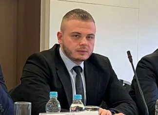 Isplaćena jednokratna pomoć svim zaposlenicima KPZ Zenica u iznosu od 1260 KM Rusmir Isak