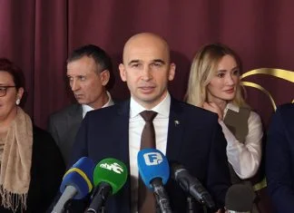 Premijer Nezir Pivić: Vlada neće dopustiti bahaćenje i nedomaćinski odnos prema budžetskim sredstvima (VIDEO) Press Premijer Vlada 2812 1
