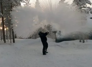 Rekordno niske temperature u Finskoj, kipuća voda se pretvara u ledeni oblak (VIDEO) Finska Kipuća Voda Se Ledi U Zraku Foto