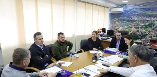 Gradonačelnik Kasumović Na Sastanku Sa Doktorom Zulovićem Foto