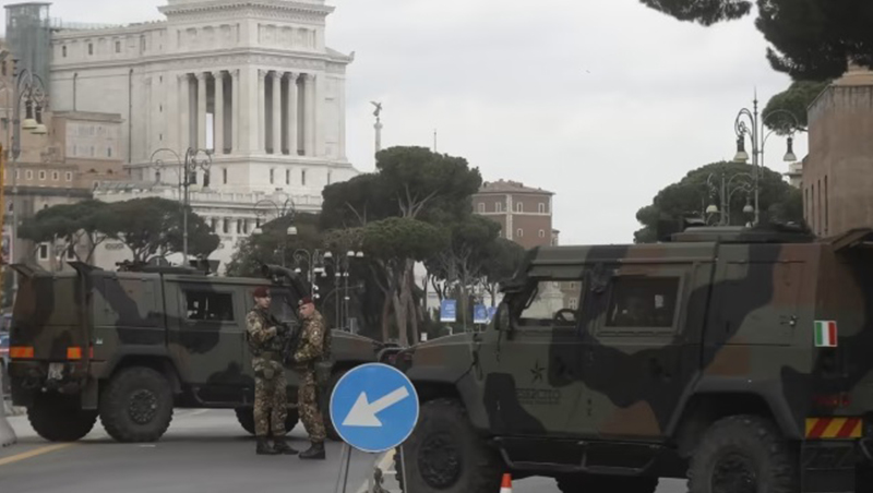 Italija Vojska Na Ulicama