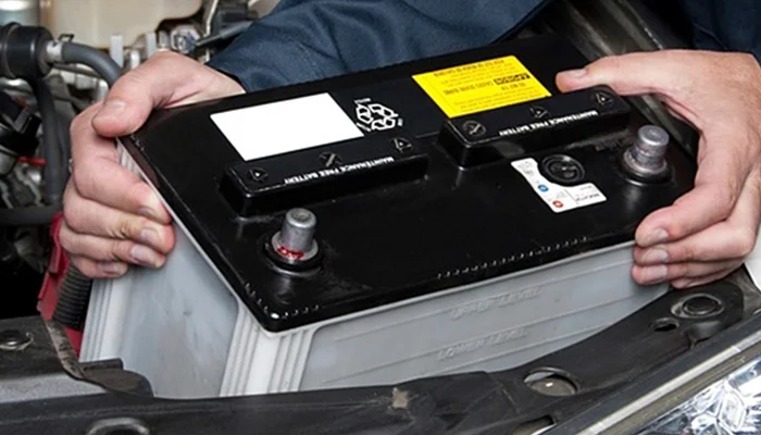 Krađa Akumulatora Ilustracija