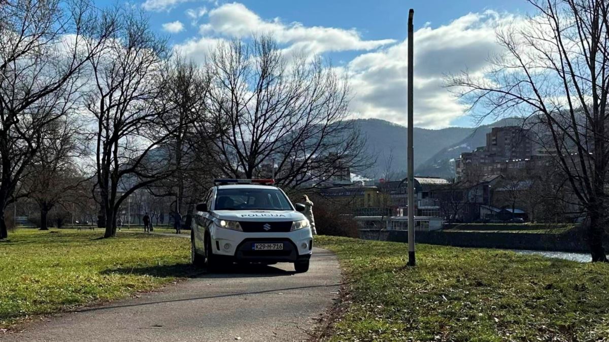 Nepropisna Voznja Policije U Zenici Kamberovica Polje