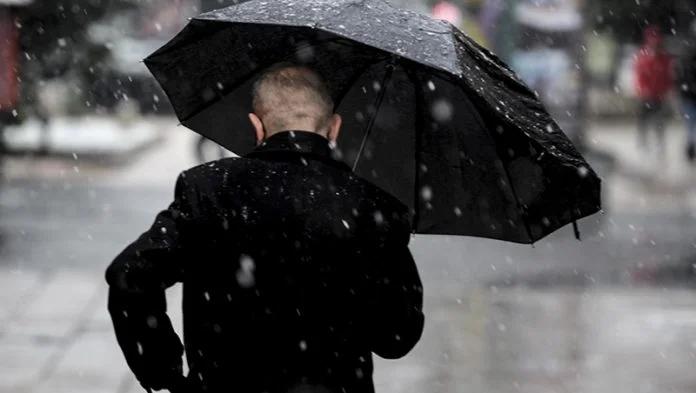 Oblacno Sa Padavinama Foto