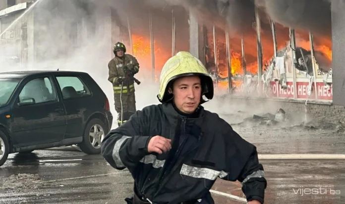 Požar Na Pijaci U Sarajevu