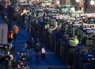 Njemački poljoprivrednici danas izlaze na proteste u Berlinu zbog viših poreza Protesti Njemačka