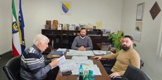 Vlada ZDK Foto
