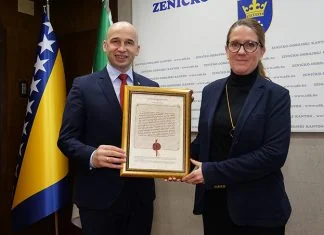 Ambasadorica Lagerlof posjetila ZDK: Švedska snažno podržava BiH na putu integracije u EU (FOTO) Ambasadorica Lagerlof Posjetila ZDK Foto