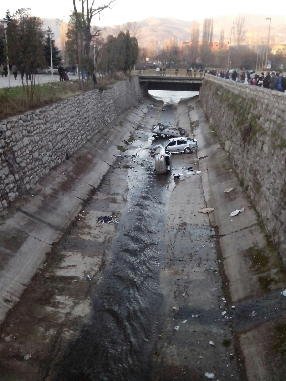 Automobili Zavrsili U Kocevoj Zenica Foto