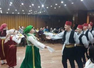 KUD Željezara Zenica pripredio zabavu za štićenike Penzionerskog doma (FOTO) KUD Željezara Zenica