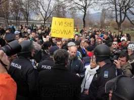 Protesti