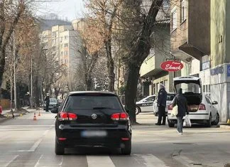 U Travničkoj ulici u Zenici udaren vozač trotineta Saobraćajna Nesreća Zenica Travnička