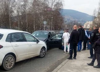 Saobraćajna nesreća u centru Zenice, vozaču pozlilo za volanom Saobraćajna Nezgoda
