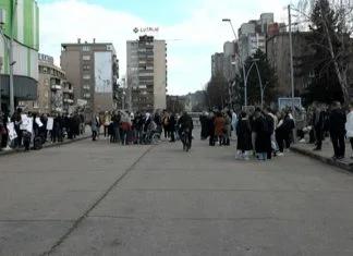 Porodica nezadovoljna istragom smrti 16-godišnjeg Zeničanina Aldina Matića Skup U Zenici