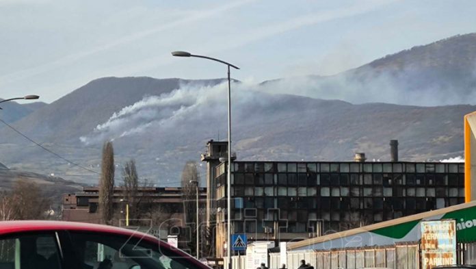 Šumski Požar U Blizini Zenice Foto