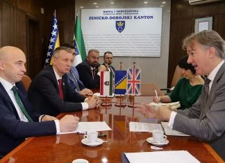 Ambasador Ujedinjenog Kraljevstva posjetio Vladu ZDK: Puna podrška investiciji Adriatic Metals u Varešu (FOTO) Vlada ZDK I Ambasador UK U Zenici Foto