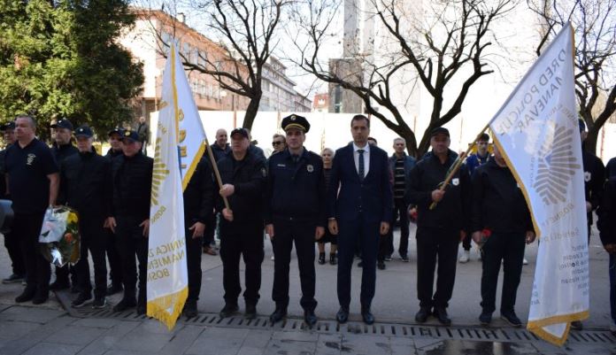 U Zenici obilježen Dan Odreda policije za specijalne namjene "004-BOSNA 3" (FOTO)