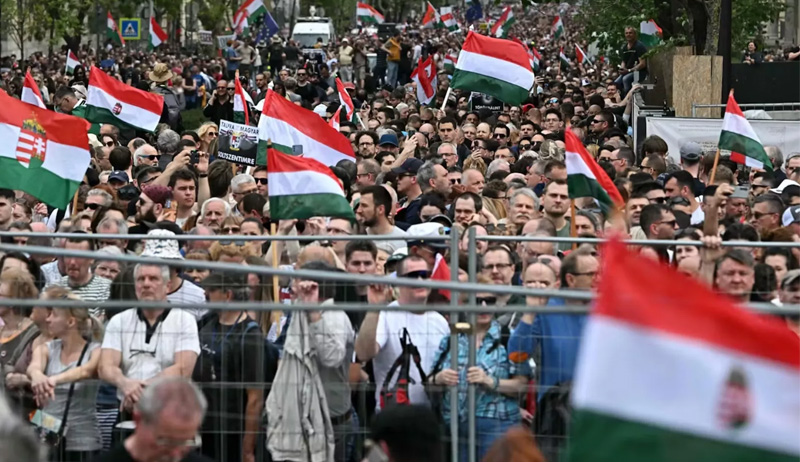 Protesti Madjarska Orban