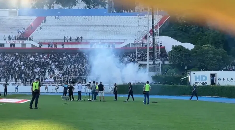 Pod Bijelim Brijegom izviždana himna BiH