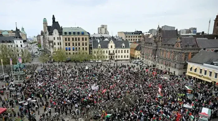 Hiljade ljudi na ulicama Malmea, demonstriraju protiv genocida u Gazi i učešća Izraela na Eurosongu