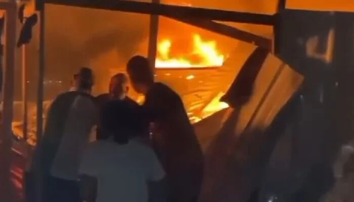 Stravični napad Izraela na Rafah, žene i djeca živi izgorjeli u šatorskom naselju