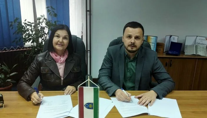 Potpisan sporazum o relizaciji programa prekvalifikacije, dokvalifikacije i doškolovanja nezaposlenih osoba u ZDK