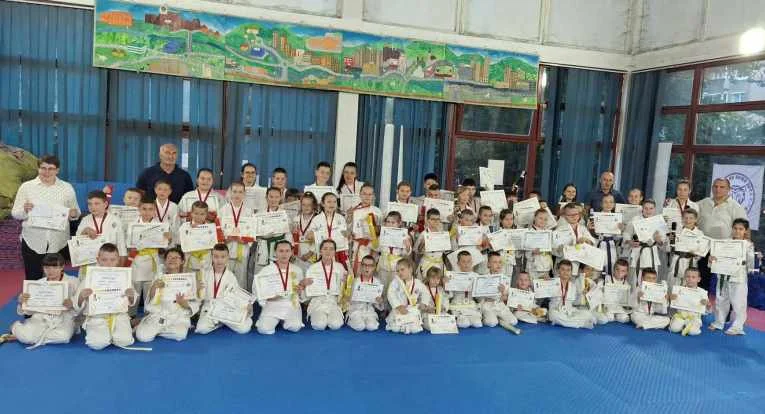 KK “Perfekt” Zenica uspješno organizovao klupsko polaganje za 56 kandidata (FOTO)