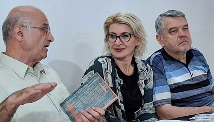 U Zenici održan književni program, razgovor s Destanom Kolašincem