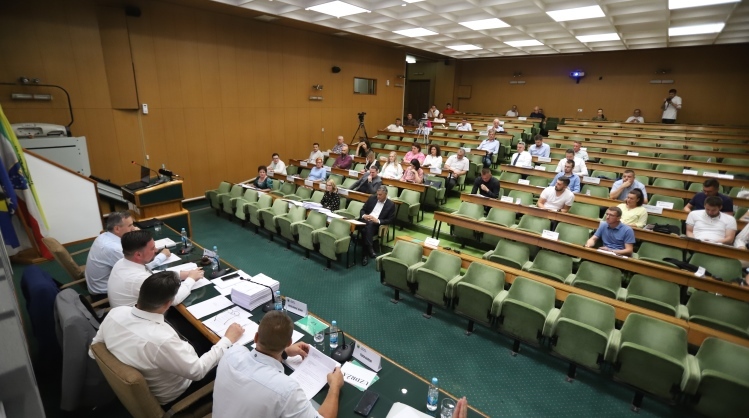 Danas sjednica Gradskog vijeća Zenica, jedna od tačaka Prijedlog Odluke o načinu ustupanja na upravljanje objekata i zemljišta Kantonalne bolnice Zenica