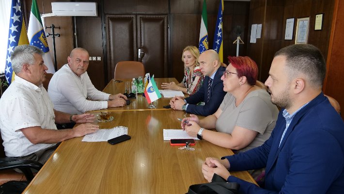 Premijer Pivić i ministri u Vladi razgovarali s predstavnicima Saveza penzionera ZDK