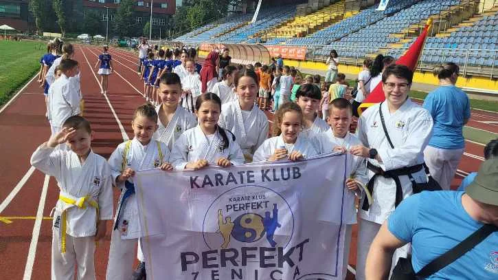 KK “Perfekt” na otvorenju Međunarodnog prvenstva i sportskih igara paraplegičara i oboljelih od dječije paralize u Zenici (FOTO)