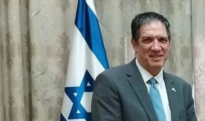 Ambasador Izraela u Srbiji negirao genocid u Srebrenici i rekao da je to stav države
