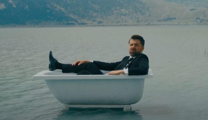 Amel Ćurić objavio pjesmu “Gdje si bila” (VIDEO)
